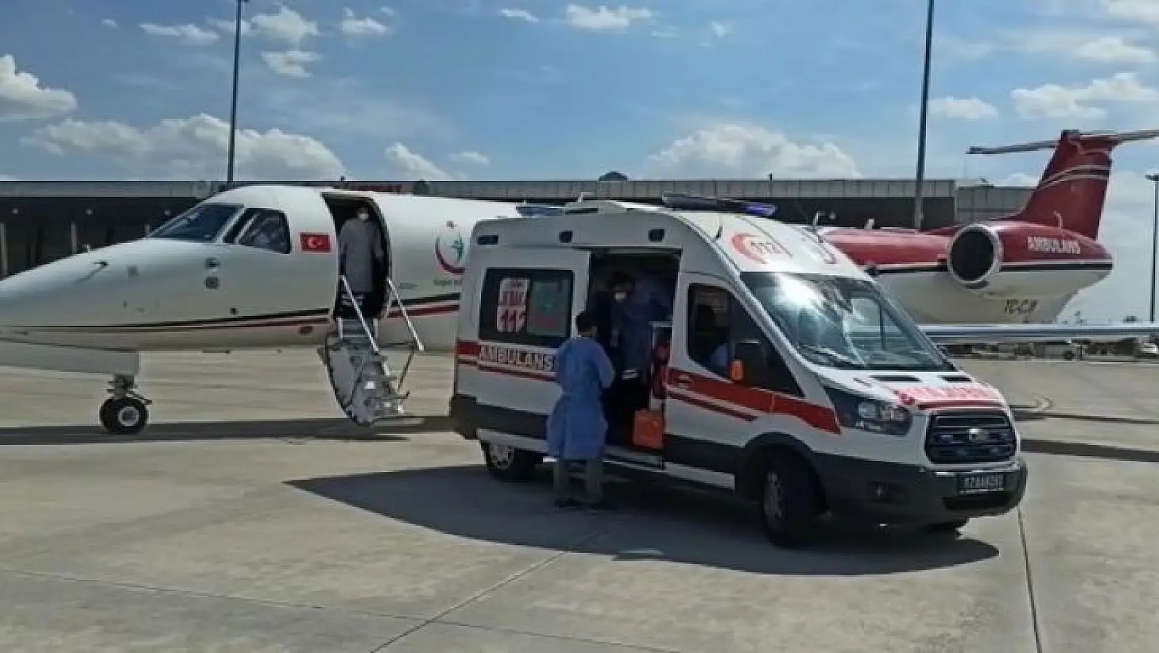 Ambulans uçak, down sendromlu Seyfullah için havalandı