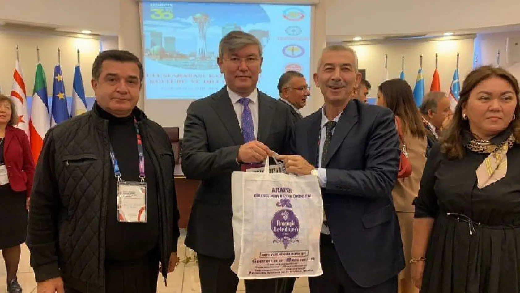 Başkan Cömertoğlu'ndan, Kazakistan ile kardeş belediye olmak için teklif