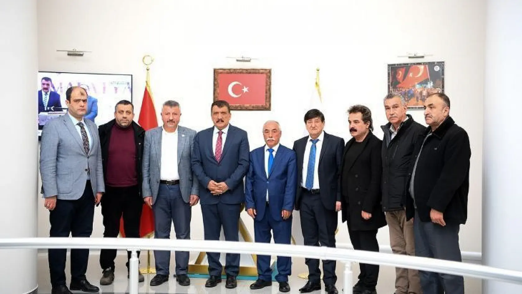 Başkan Gürkan, kahveciler odası yönetimini kabul etti