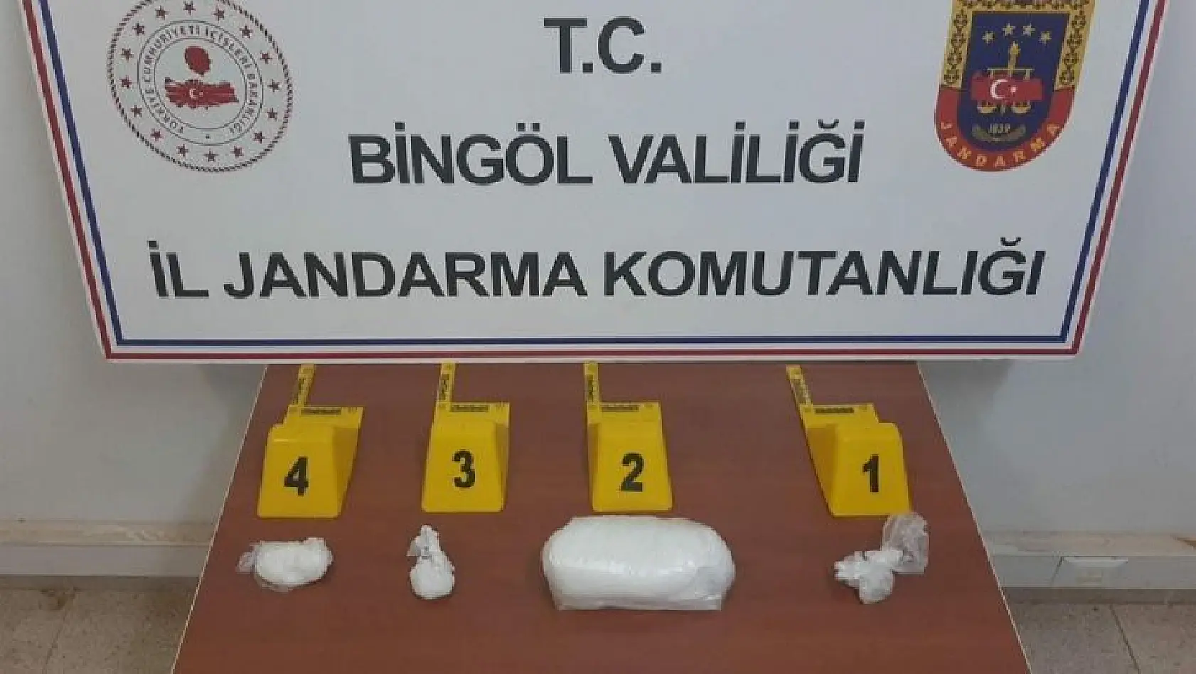 Bingöl'de 500 bin TL değerinde uyuşturucu ele geçirildi