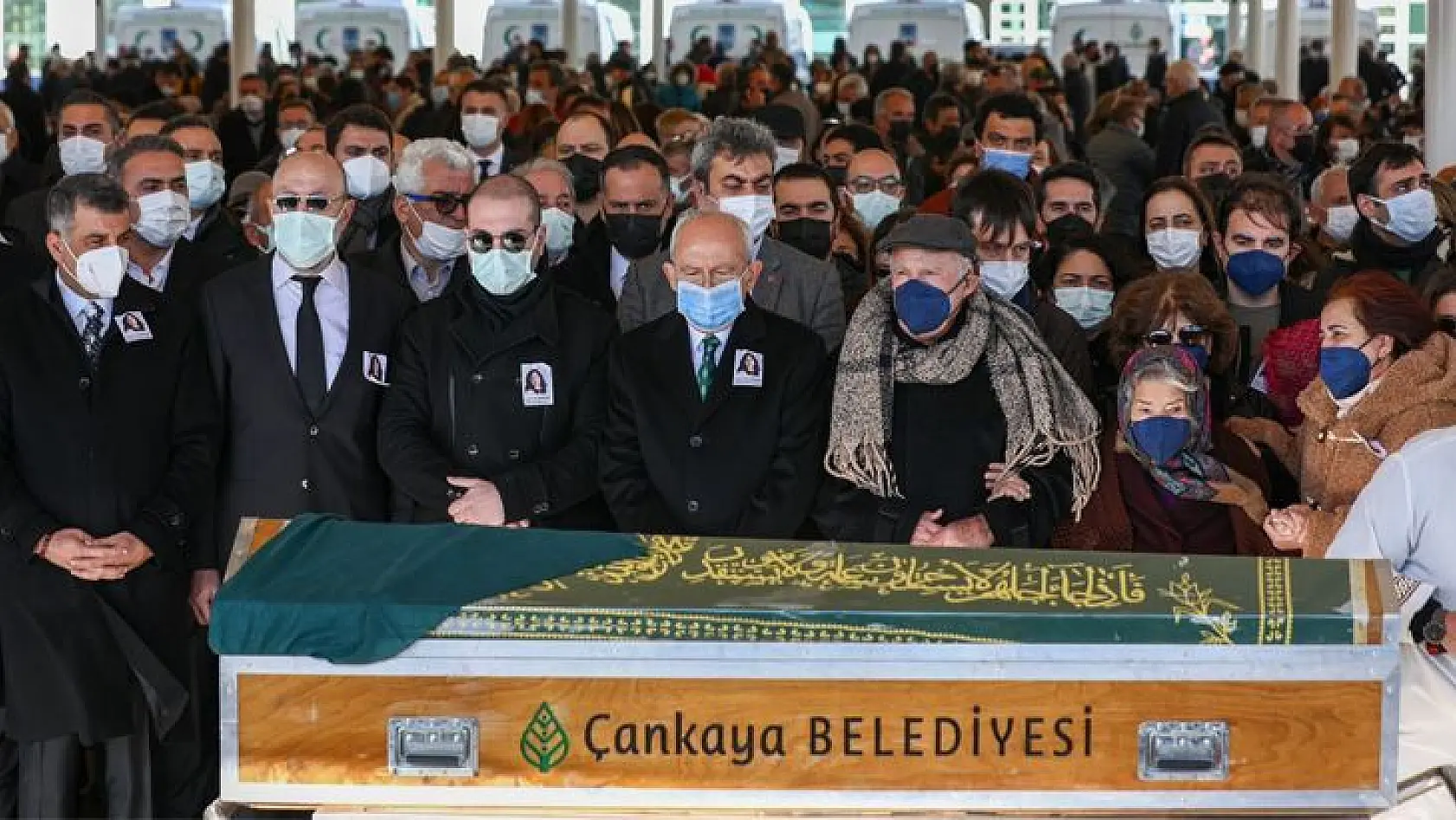 CHP Genel Başkanı Kılıçdaroğlu ve Elazığ Milletvekili Erol, Emel Yıldırım'ın cenaze törenine katıldı