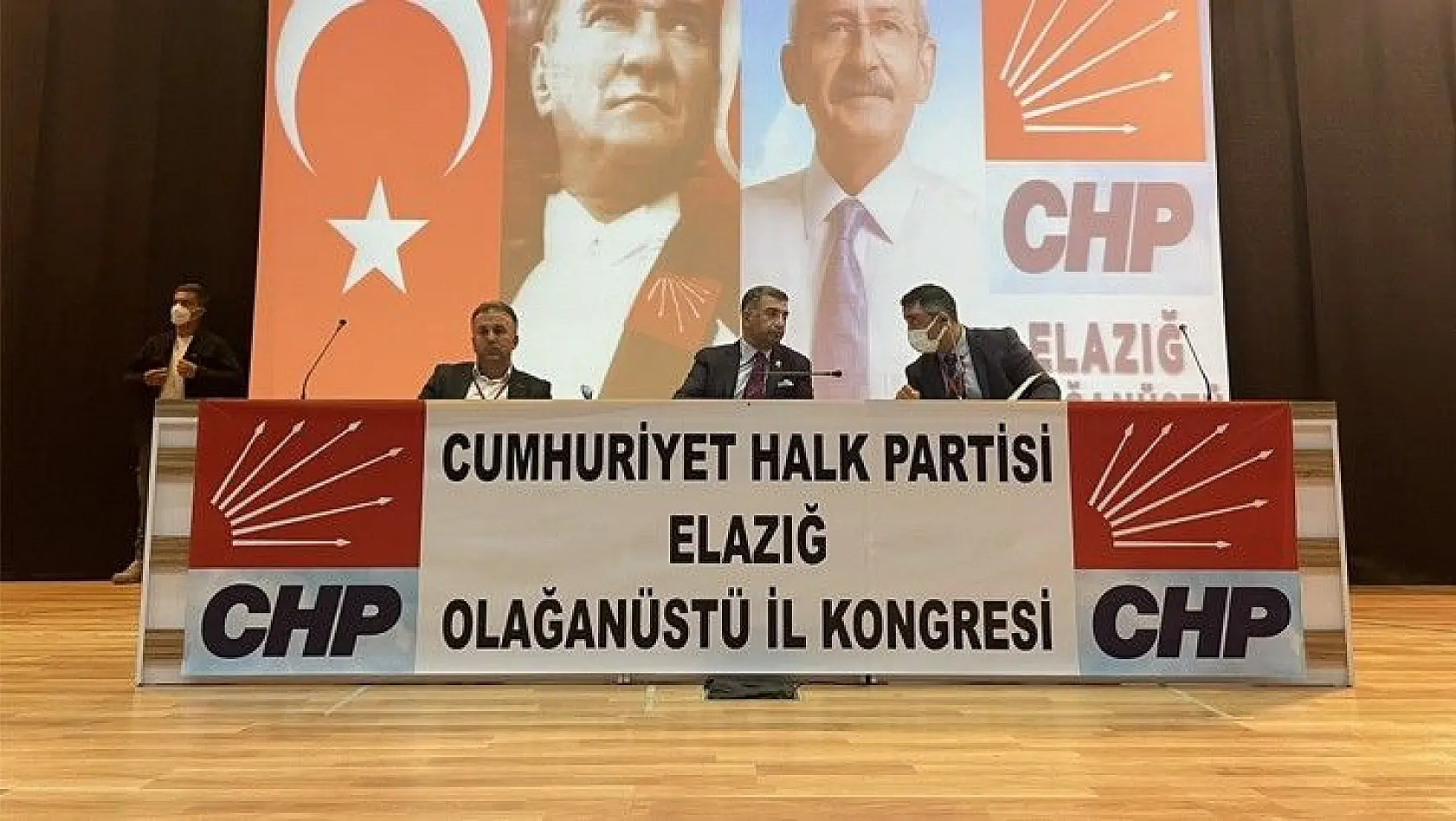 CHP Olağanüstü İl Kongresi İlk Defa Basına Kapalı Bir Şekilde Gerçekleştiriliyor