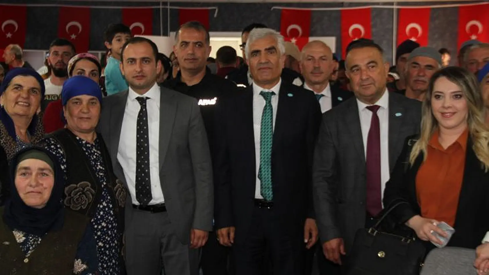 DATÜB Genel Sekreteri Uçar, Ahıska Türkleri ile Bir Araya Geldi