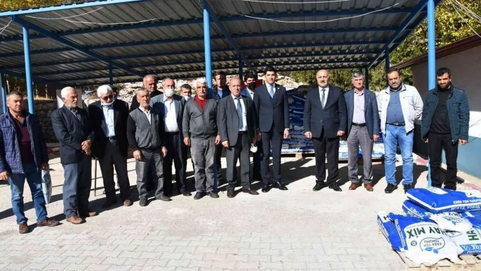 Doğanşehir'de üreticilere kaba yem tohumu desteği