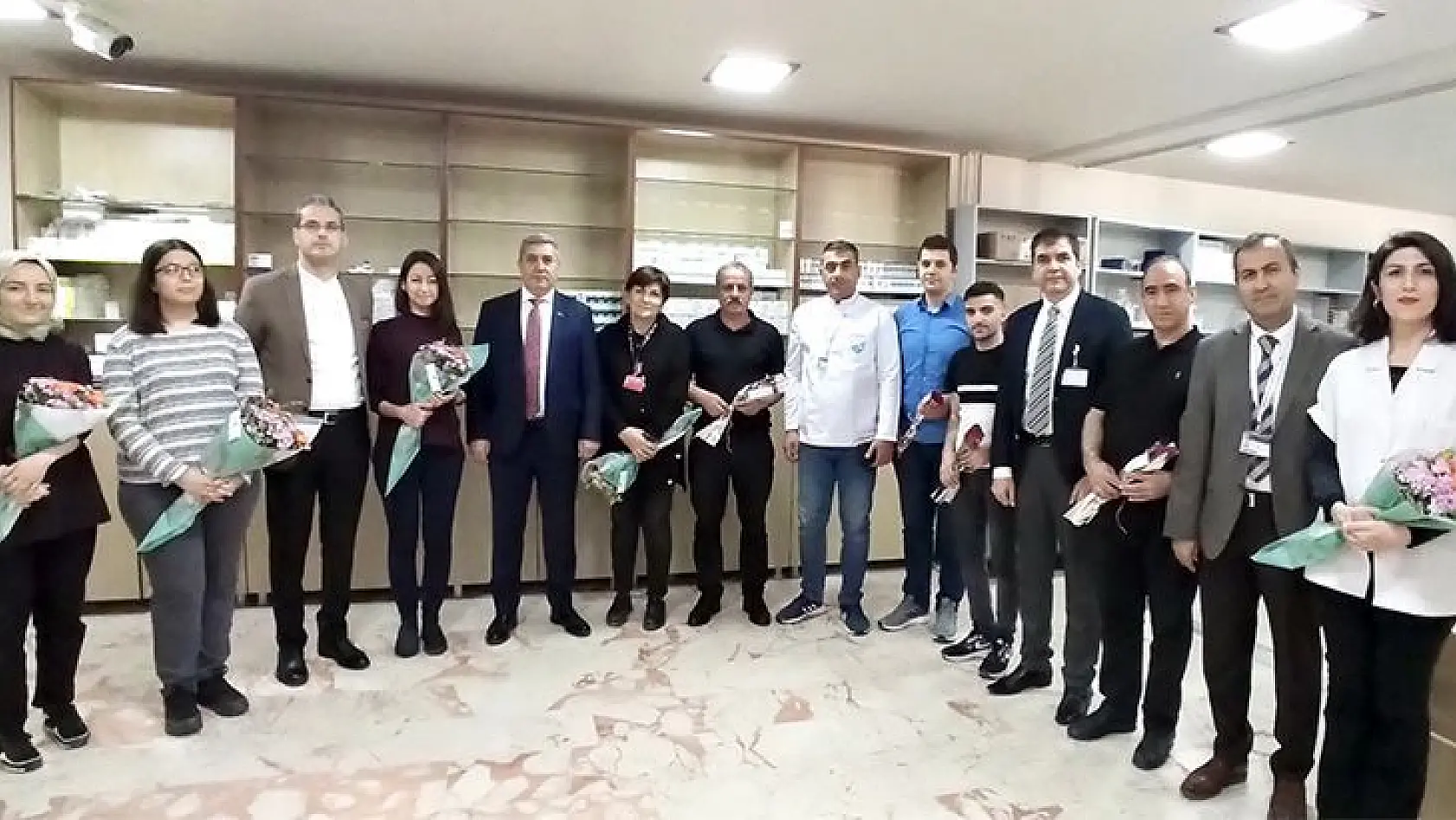 Eczacılar Günü Nedeni İle Fırat Üniversitesi Hastanesinde Kutlama Yapıldı