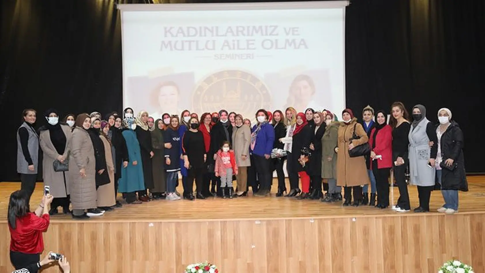 Elazığ Belediyesi Tarafından 'Kadınlarımız Ve Mutlu Aile Olma'Semineri Tamamlandı