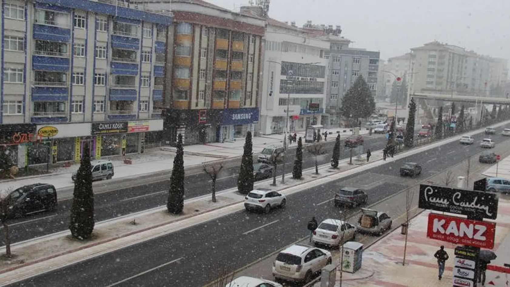 Elazığ'da Beklenen Kar Yağışı Başladı
