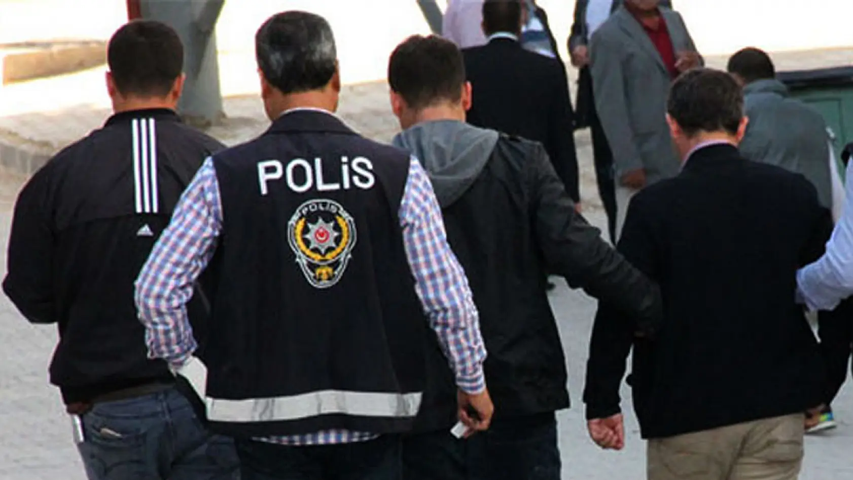 Elazığ'da Elebaşı Ömer Faruk Bulut  Olan Suç Örgütü Çökertildi
