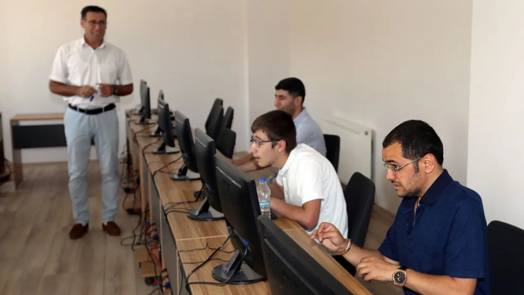 Elazığ'da Engelli Vatandaşlara Yönelik Bilgisayar Kursu