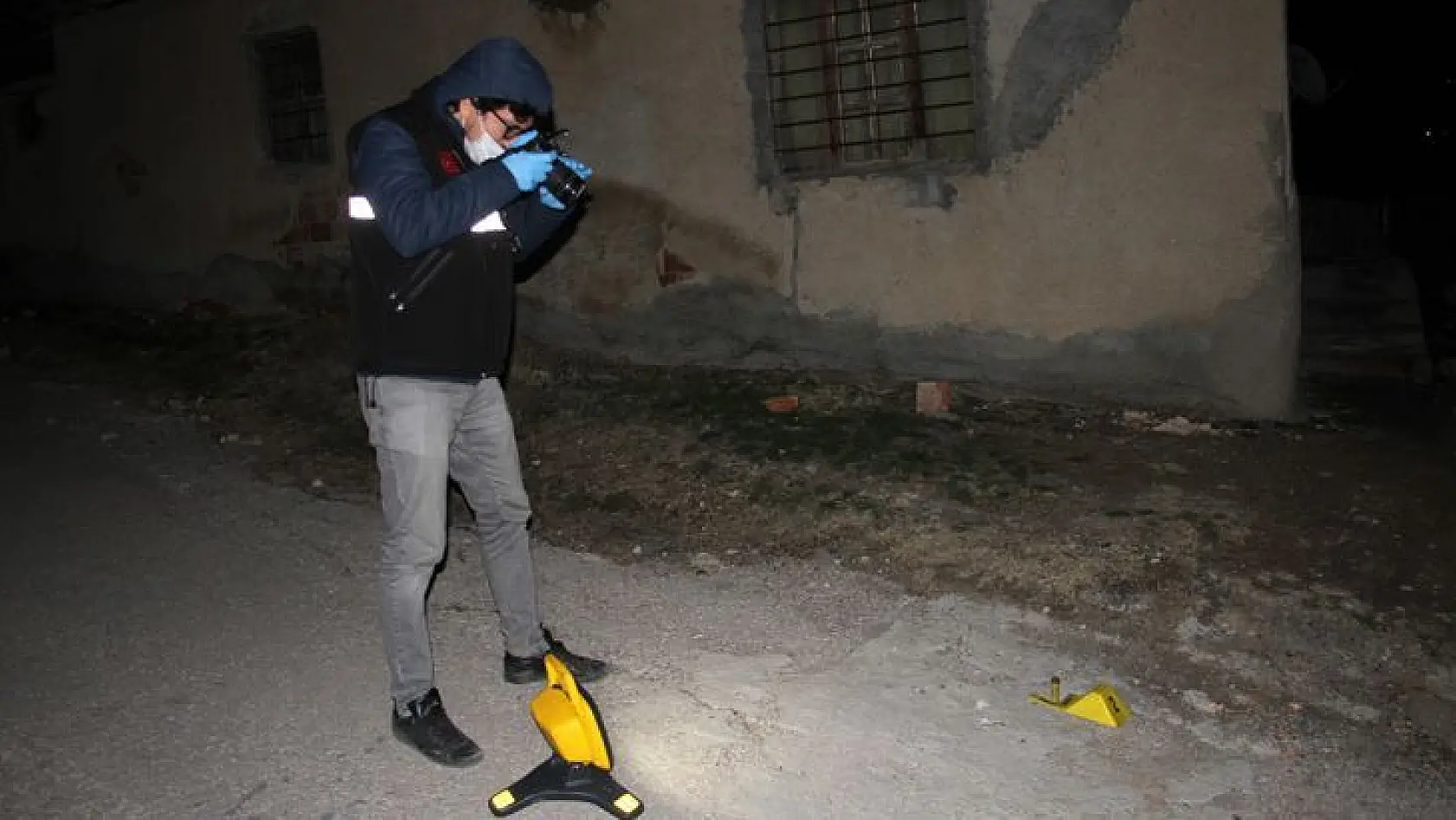 Elazığ'da İki Aile Arasında Silahlı Kavga: 4 Yaralı