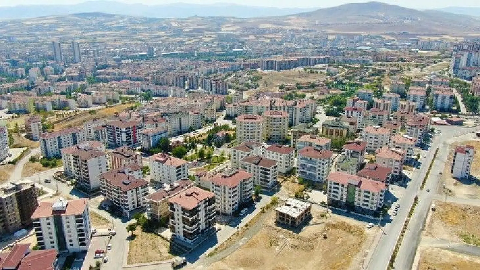 Elazığ'da kira fiyatları el yakıyor