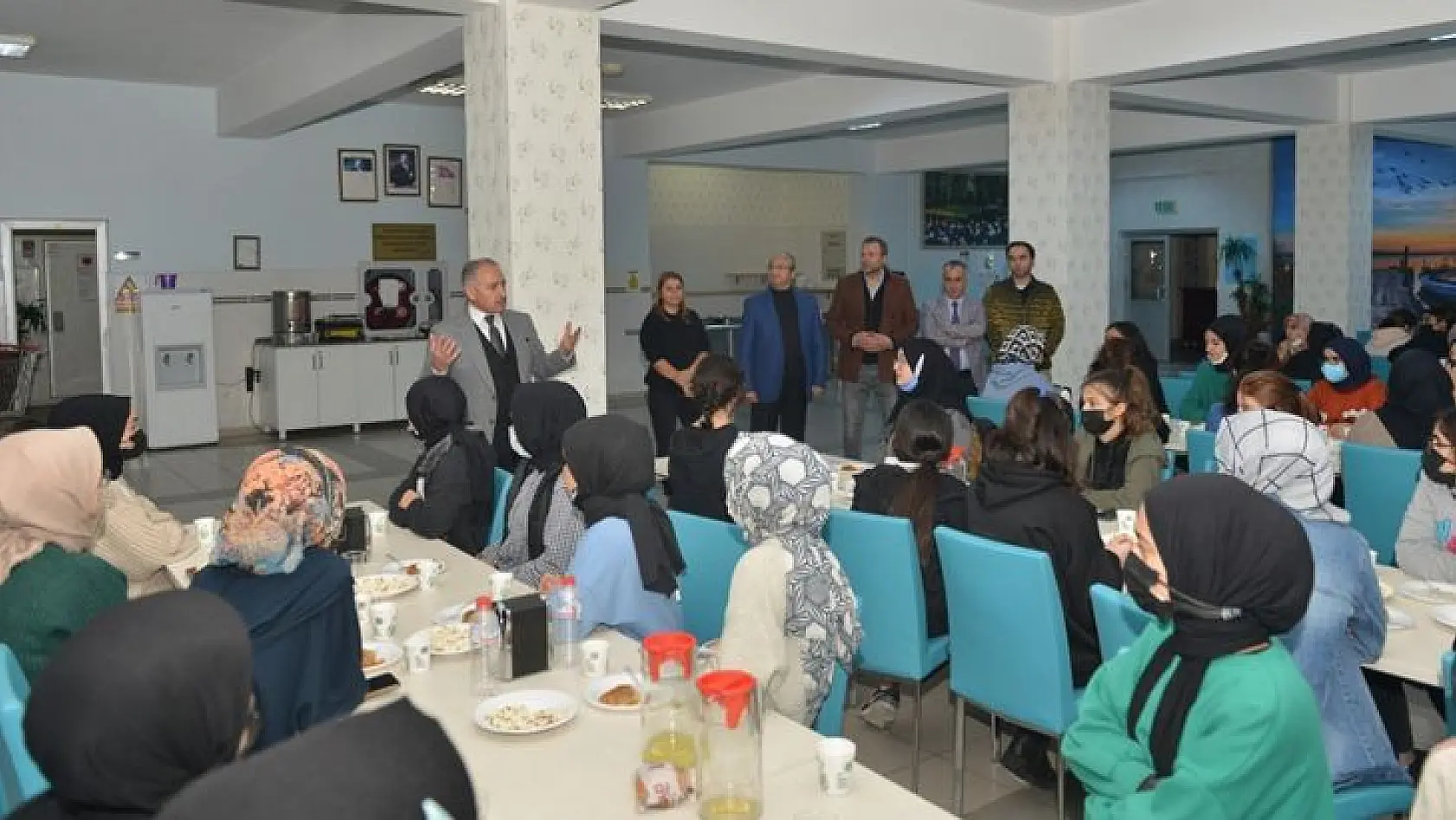 Elazığ'da 'Muhabbetimiz Bol Olsun' Projesi Sürüyor