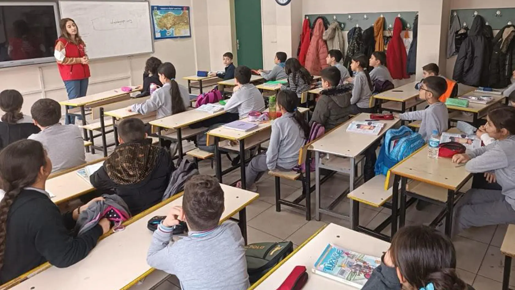 Elazığ'da Öğrencilere, Deneyap Teknoloji Atölyesi Tanıtıldı