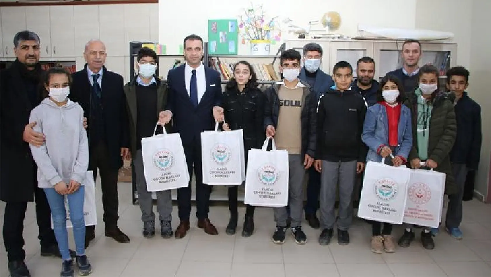 Elazığ'da 'Okul Destek Projesi' kapsamında öğrenci ve aileleriyle bir araya gelindi