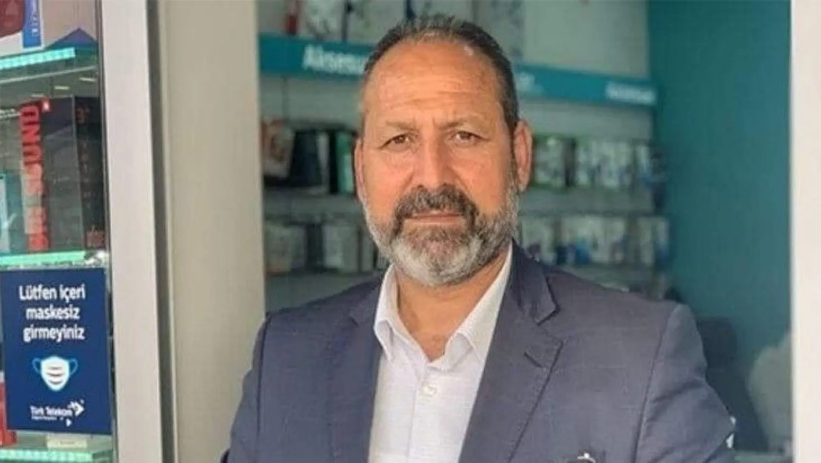 Elazığ'ın tanınmış esnaflarından Mevlüt Aydemir, Koronavirüs nedeniyle hayatını kaybetti