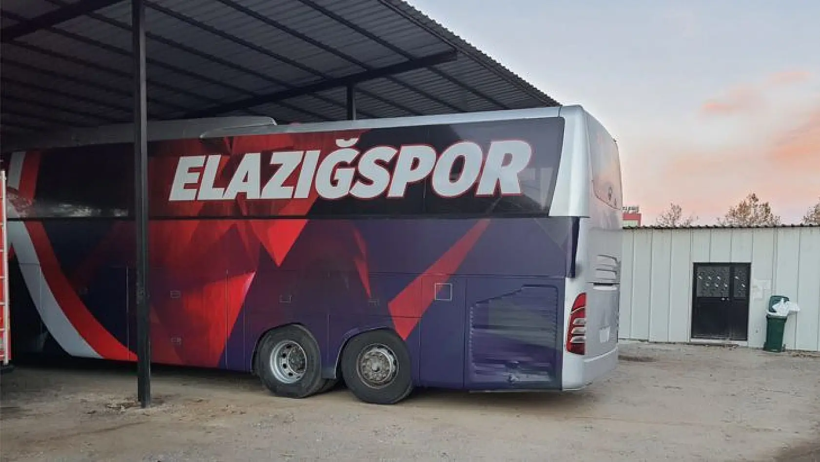 Elazığspor'da takım otobüsü yenileniyor