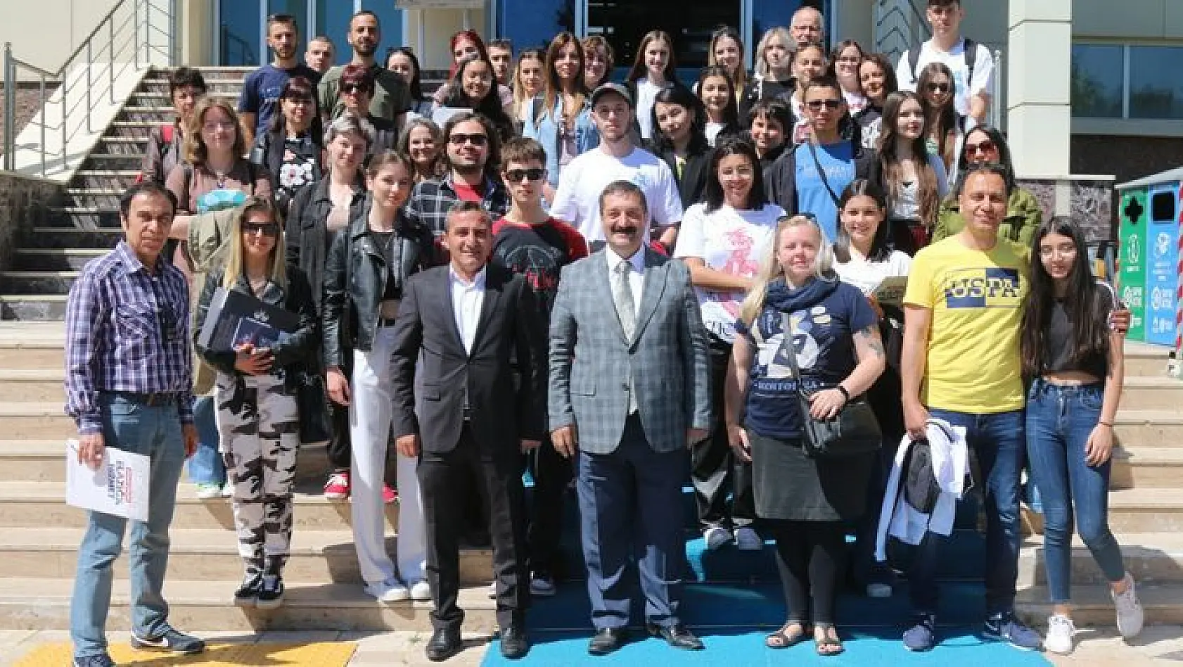 Erasmus Öğrencileri Elazığ Belediyesi'ni Ziyaret Etti
