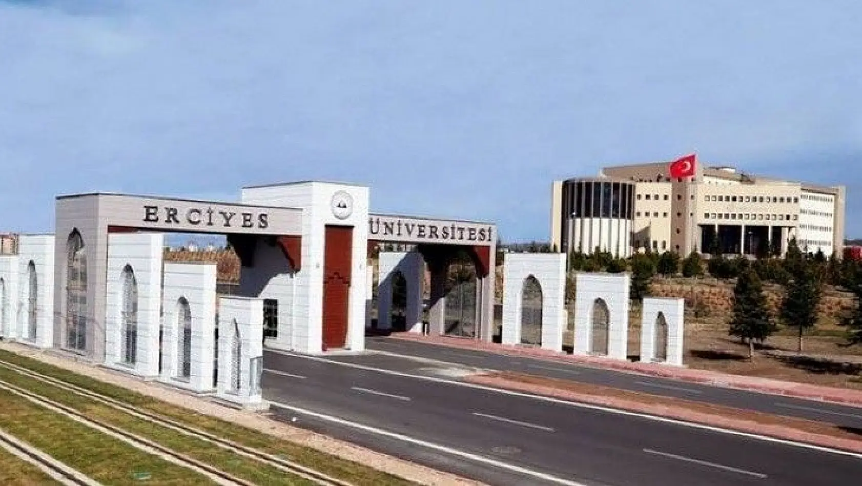 Erciyes Üniversitesi 20 Öğretim Üyesi alacak