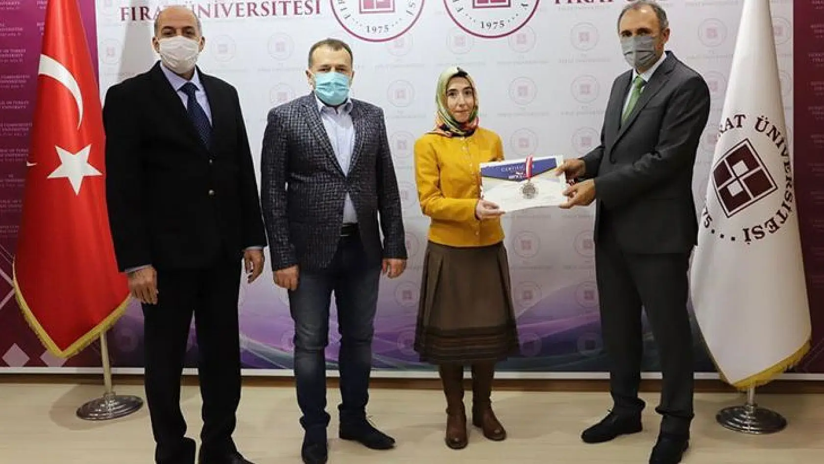 Fırat Üniversitesi Başarılı Akademisyenleri Ödüllendirdi