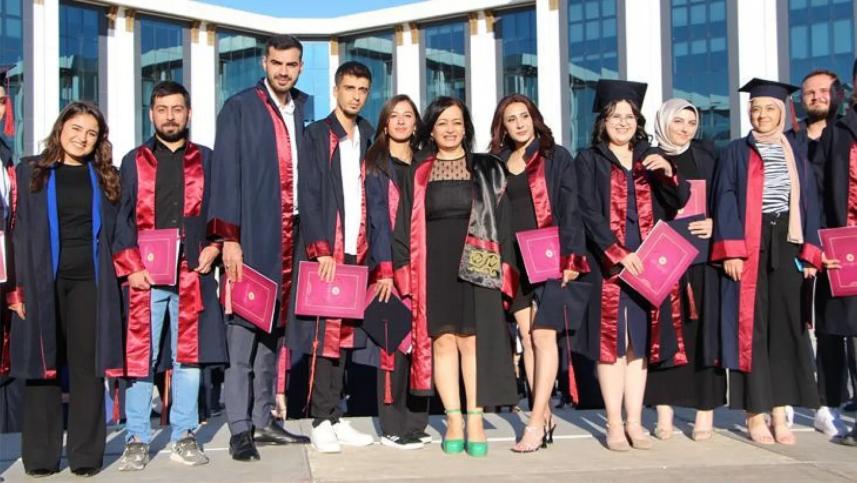 Fırat Üniversitesi İktisadi ve İdari Bilimler Fakültesi Mezuniyet Töreni Yapıldı