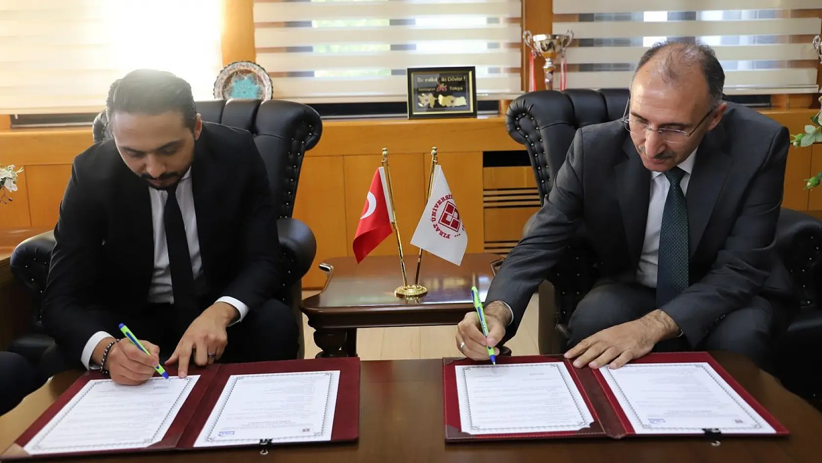Fırat Üniversitesi ile Fırat Elektrik Dağıtım A.Ş. Arasında İş Birliği Protokolü İmzalandı
