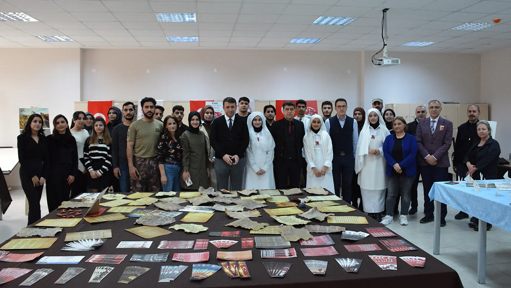 Fırat Üniversitesinde 18 Mart Çanakkale Zaferi Sergisi Açıldı