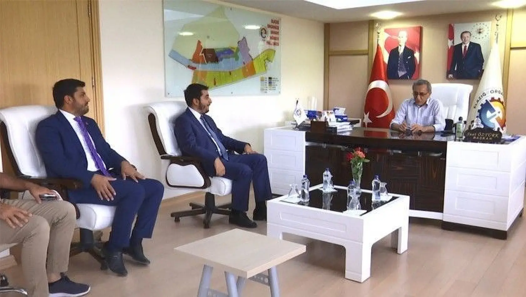 Genel Başkan Yardımcısı Öztek Elazığ'da Bir Dizi Temasta Bulundu