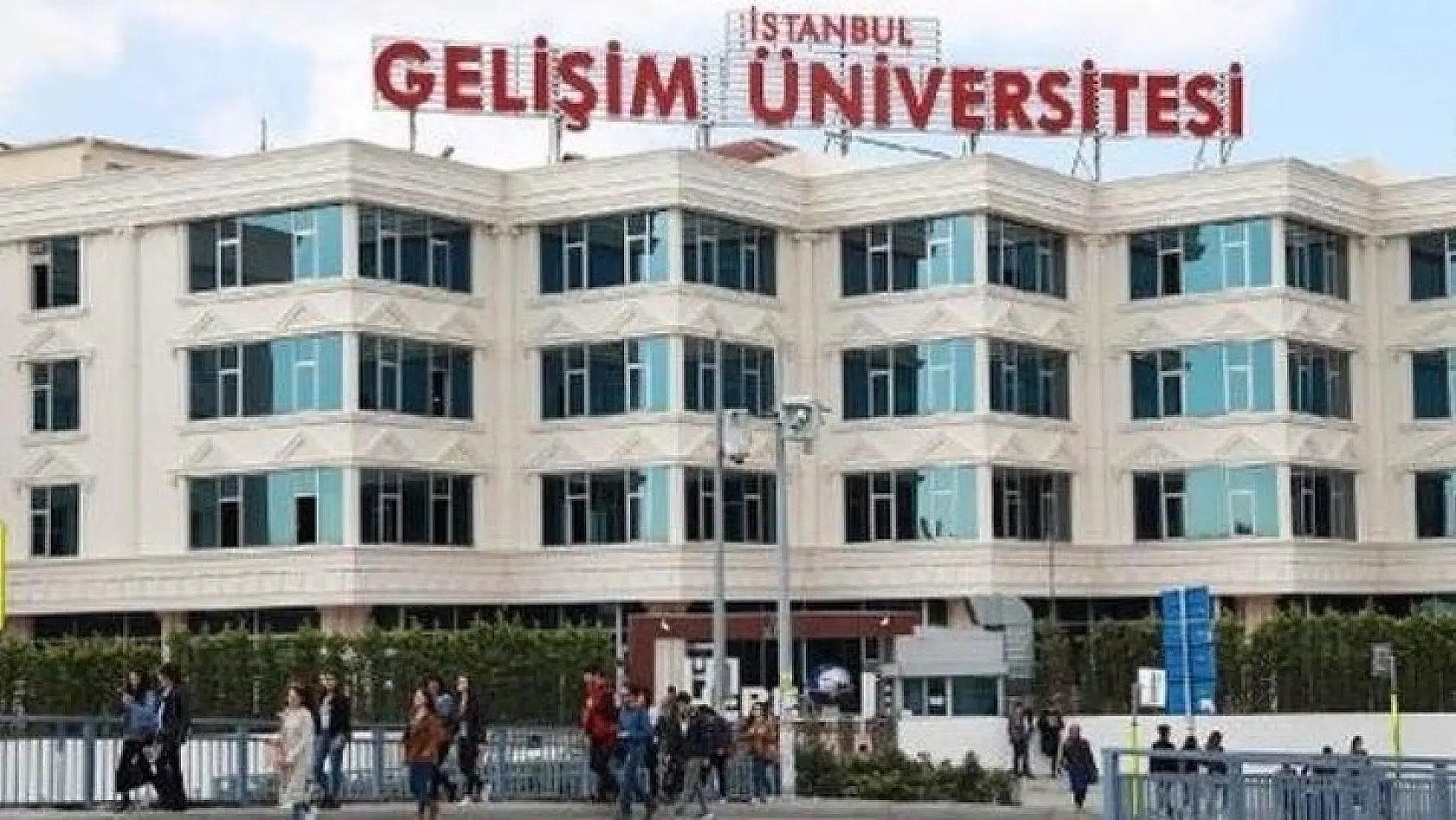 İstanbul Gelişim Üniversitesi 35 Öğretim Görevlisi alıyor