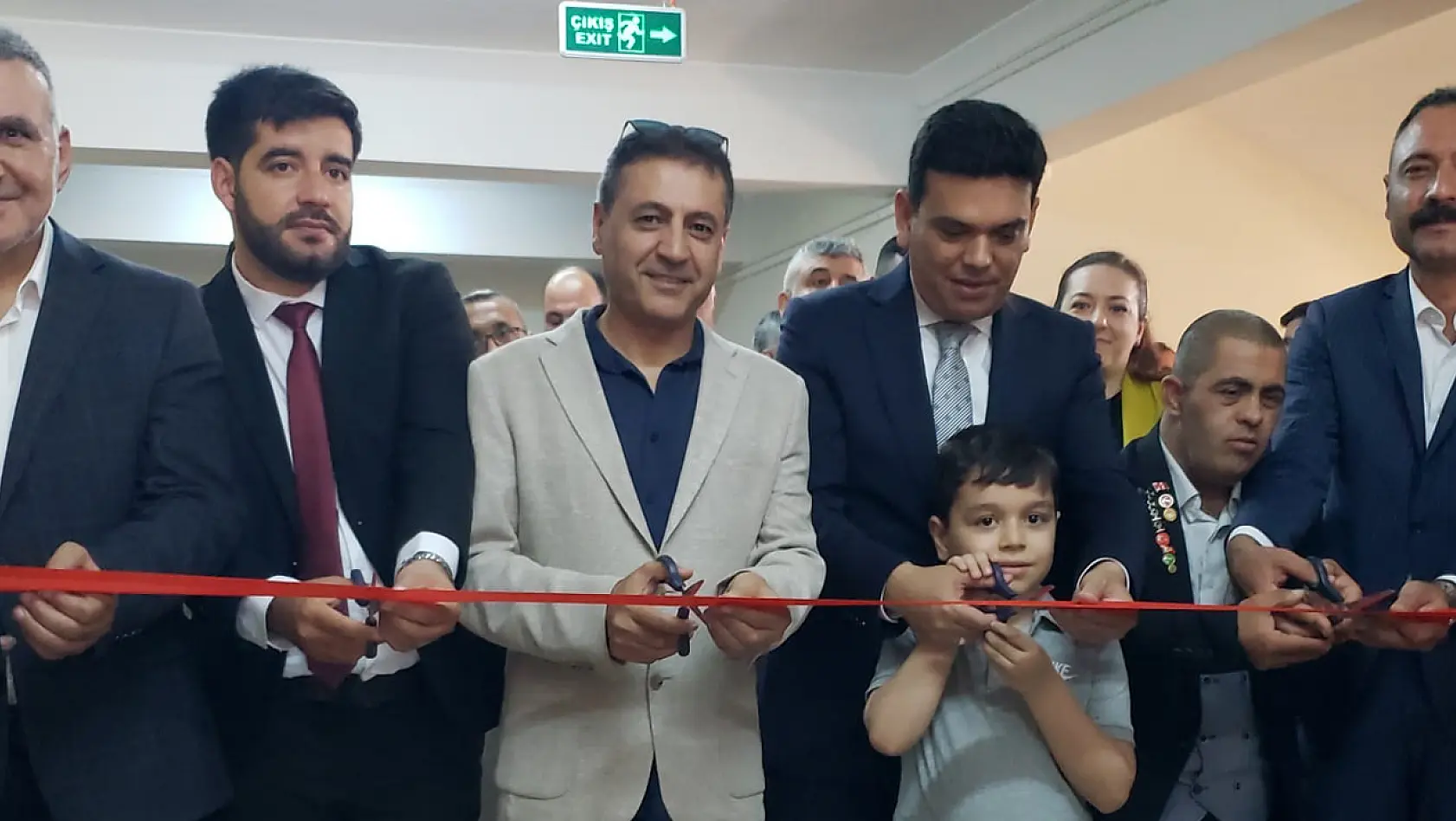 Karakoçan'da Yıl Sonu Sergisi Açıldı
