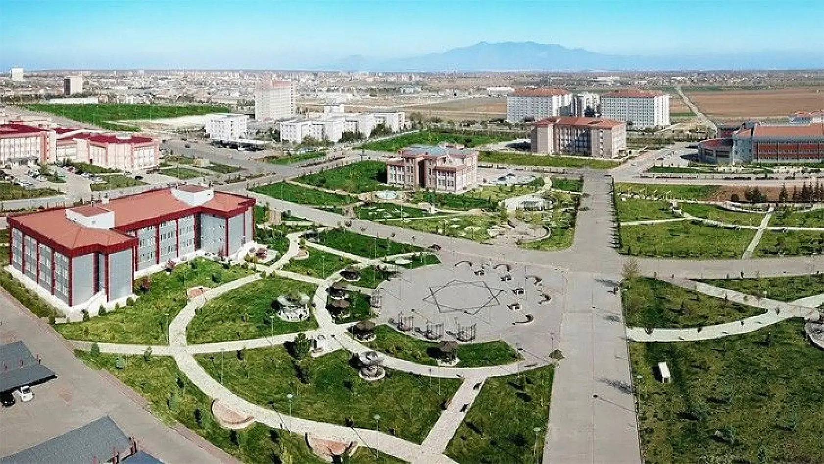 Karamanoğlu Mehmetbey Üniversitesi Öğretim Üyesi alacak