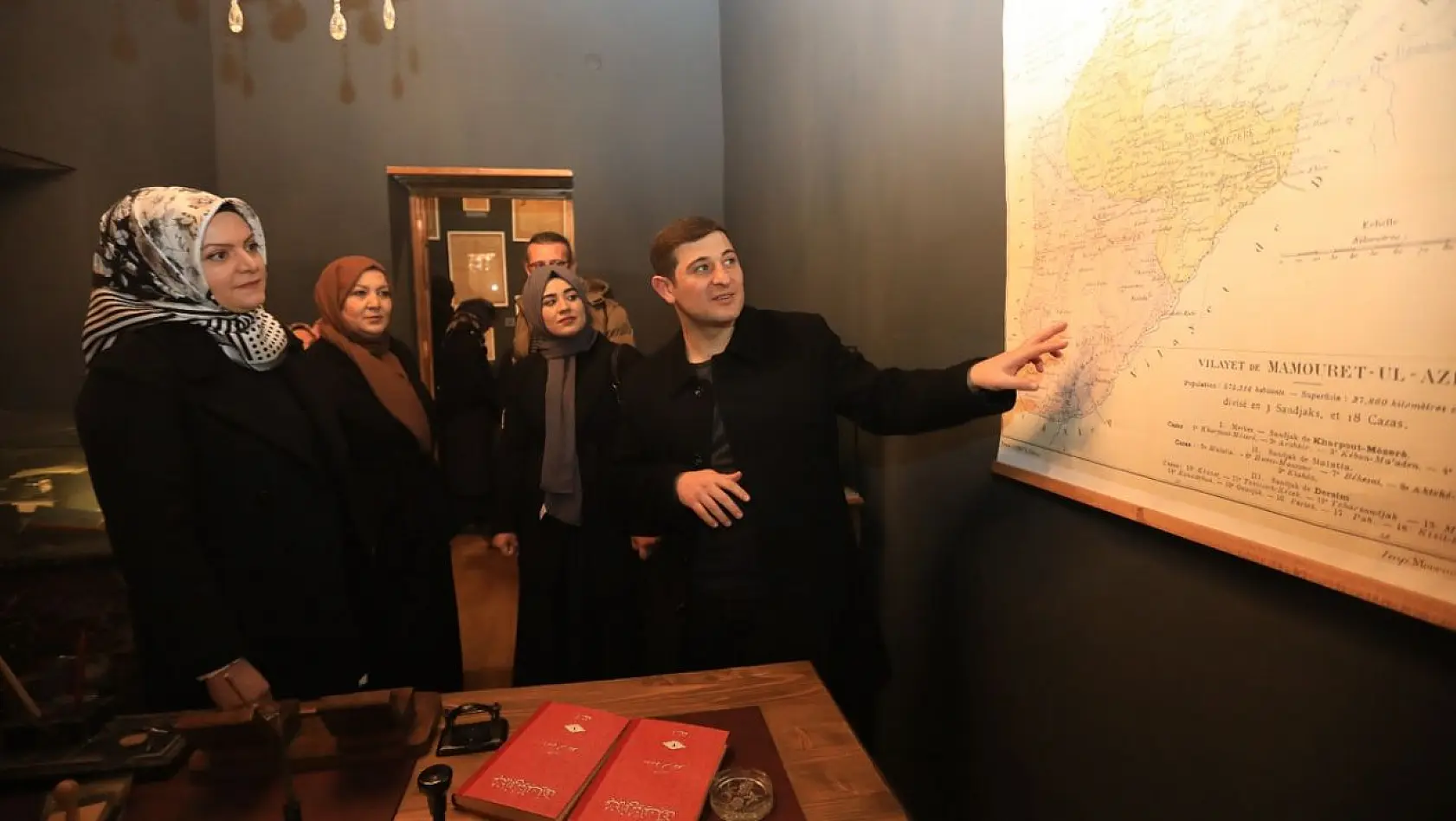 Kursiyer Kadınlar Elazığ Belediyesi'nin Proje Alanlarını Gezdi