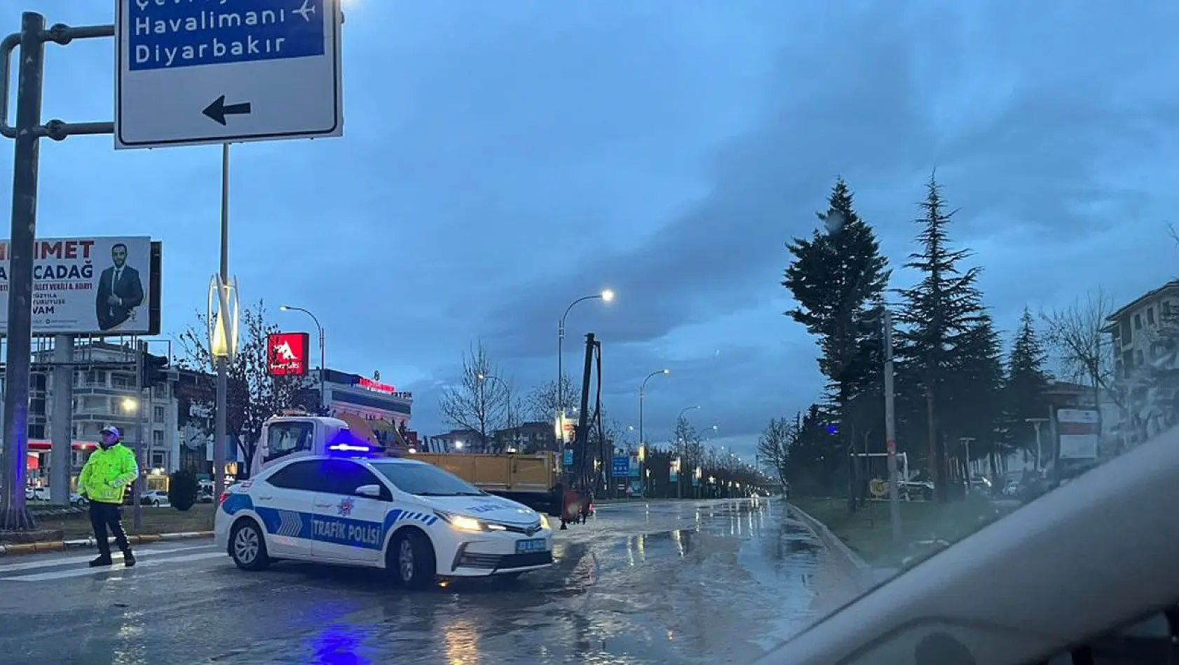 Malatya Caddesi Trafiğe Kapatıldı