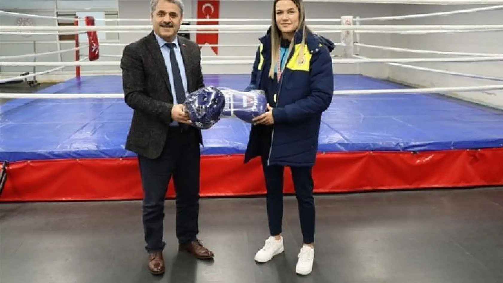 Malatyalı boksör Hatice Akbaş'ın Avrupa Şampiyonluğu sevinci