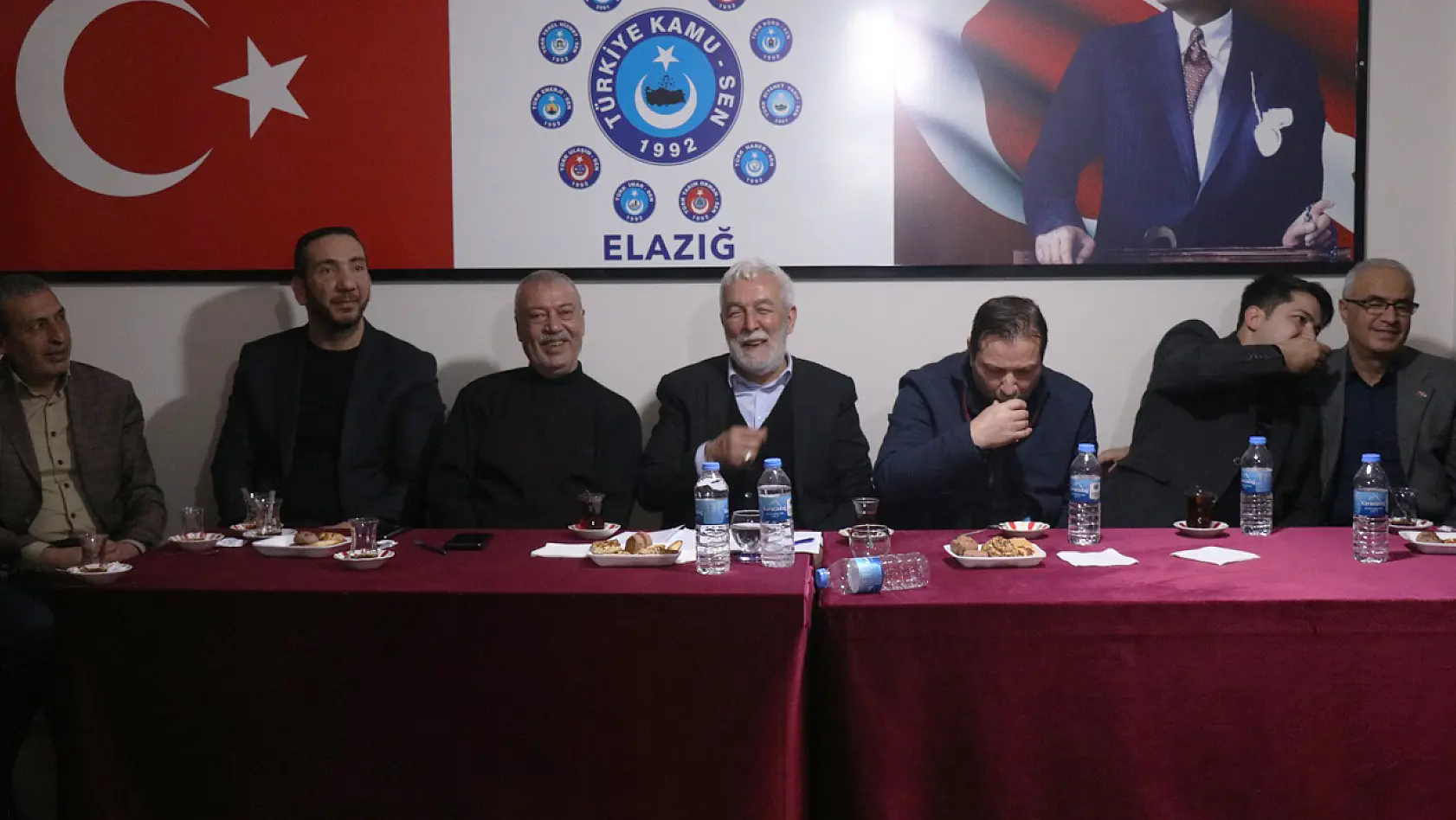MHP  Elazığ Belediye Başkan Adayı Murat Aygen Seçim Çalışmalarına Devam Ediyor