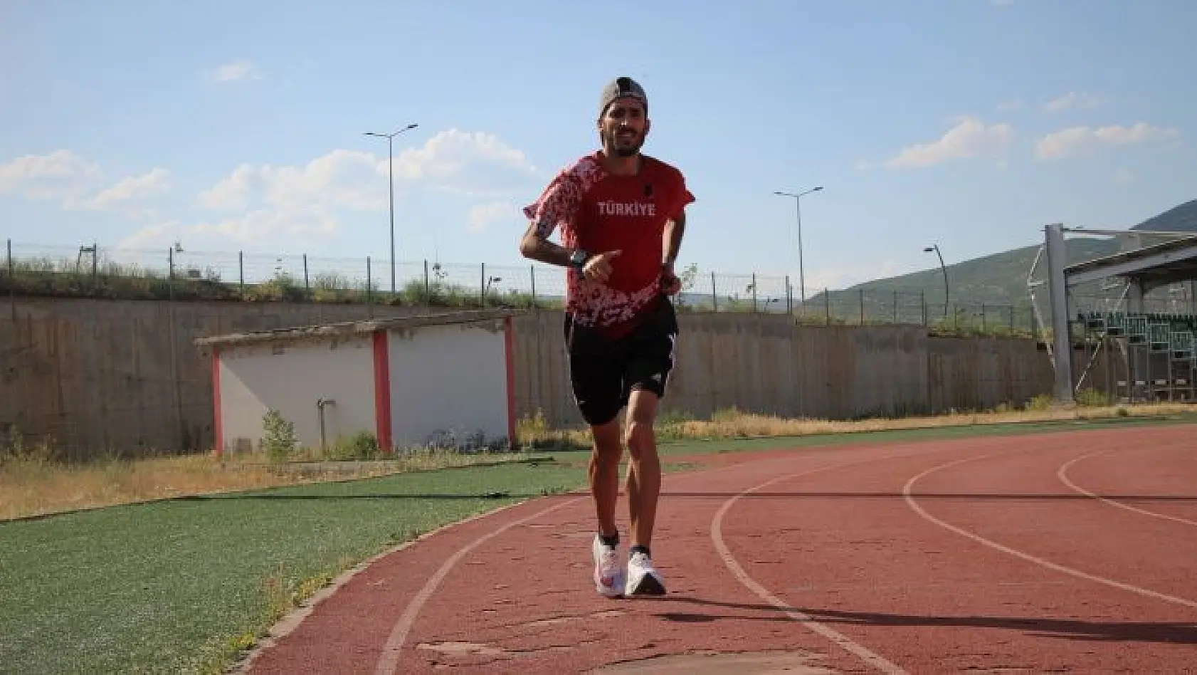Olimpiyatlarda yarışacak Balkan Şampiyonu Ağralı: 'Sonunda başardım, hayallerime kavuştum'