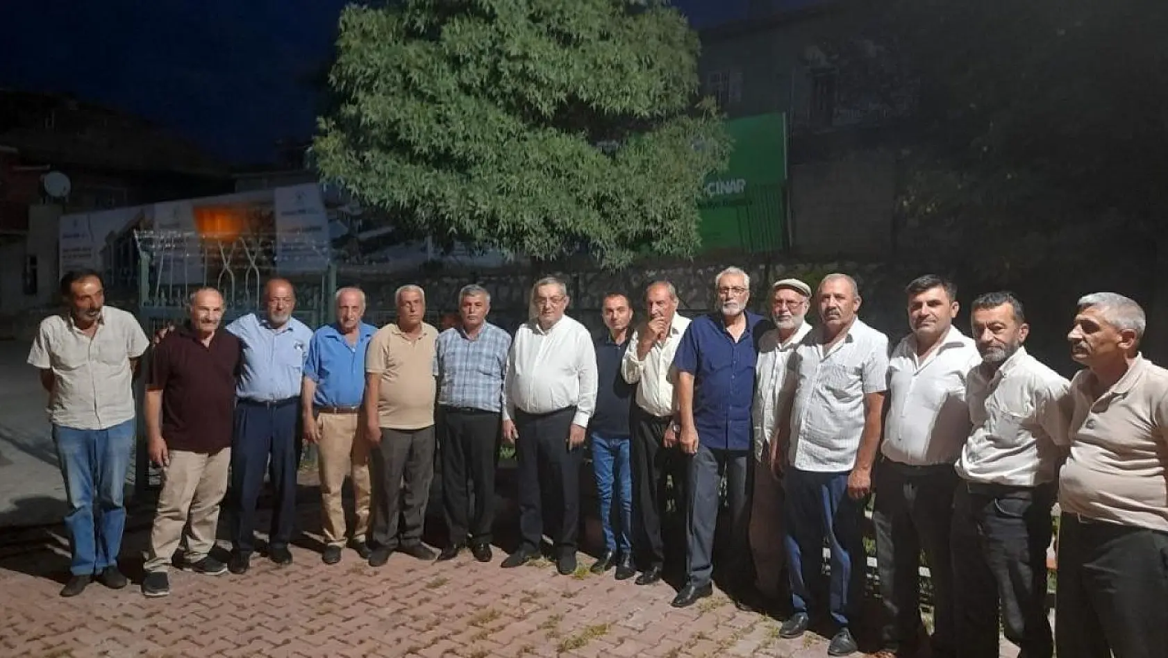 Reşat Erdoğan, mahalle buluşmalarına devam ediyor