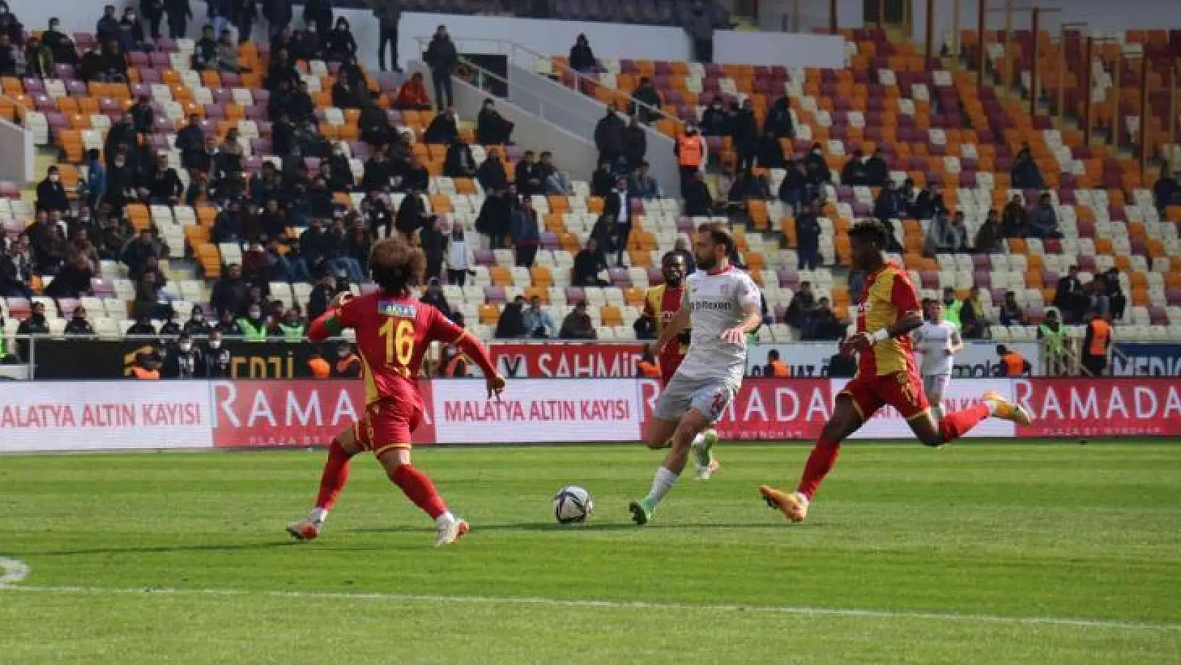 Spor Toto Süper Lig: Yeni Malatyaspor: 1 - Antalyaspor: 2 (Maç sonucu)