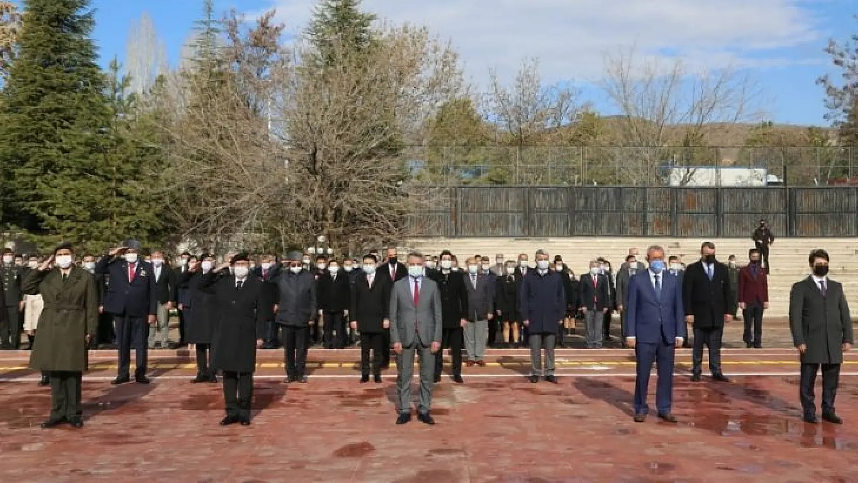 Tunceli'de  Çanakkale Zaferi'nin 106. Yıldönümü ve Şehitleri Anma Günü