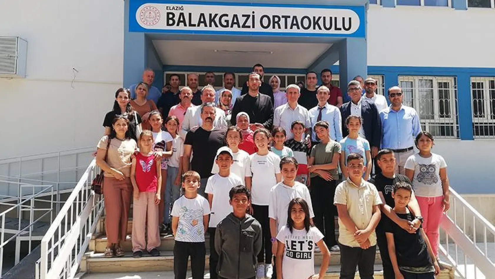 Türk Eğitim Sen Tarafından Kurulan İlk Kütüphanenin Açılışı Gerçekleşti