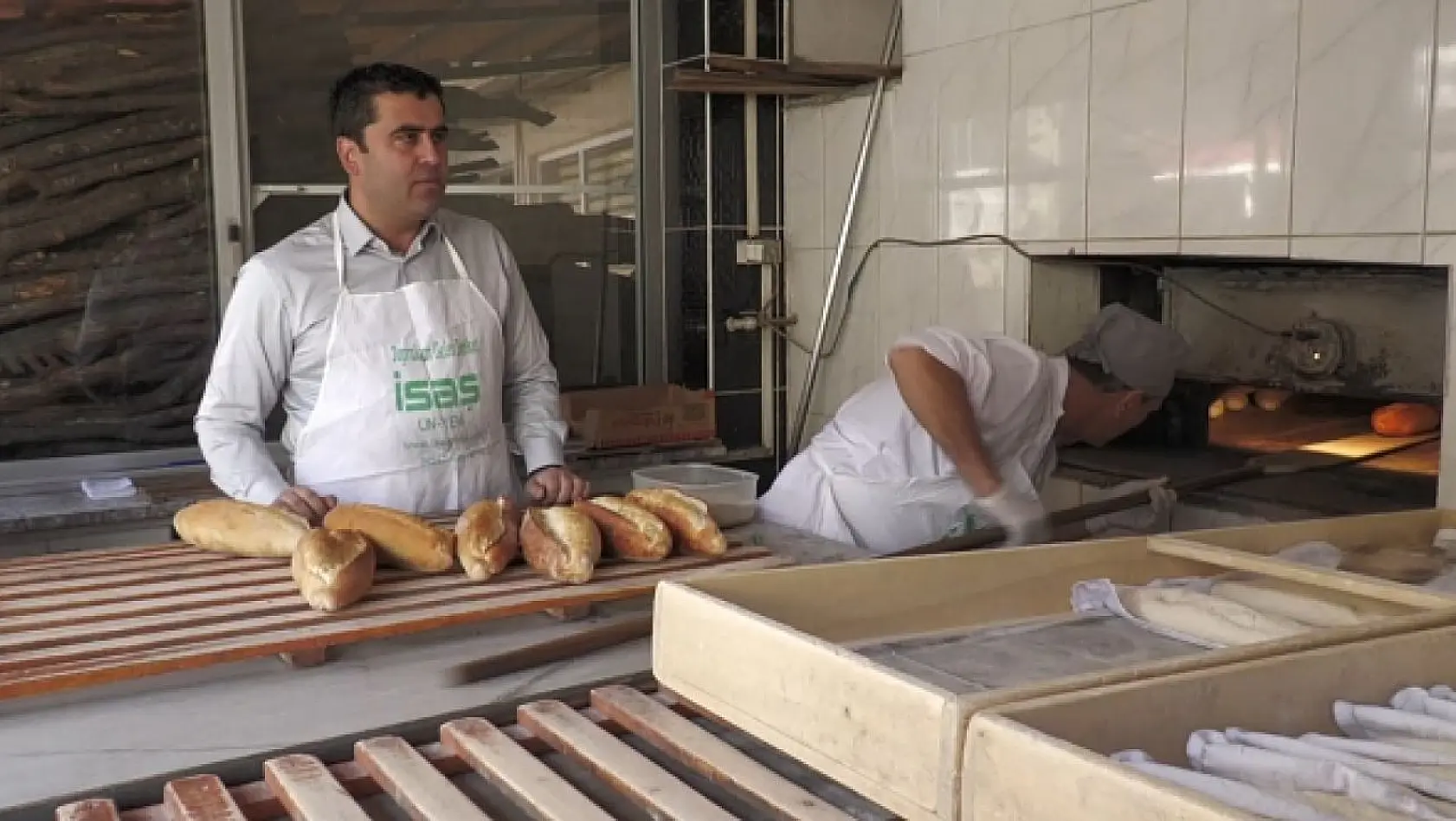 Türkiye'nin En Ucuz Ekmeği, Pertek'te