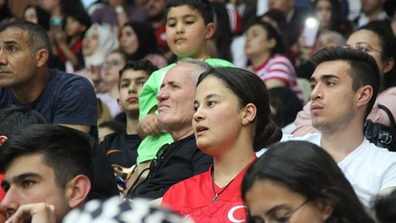 Elazığ'da Milli maç coşkusu