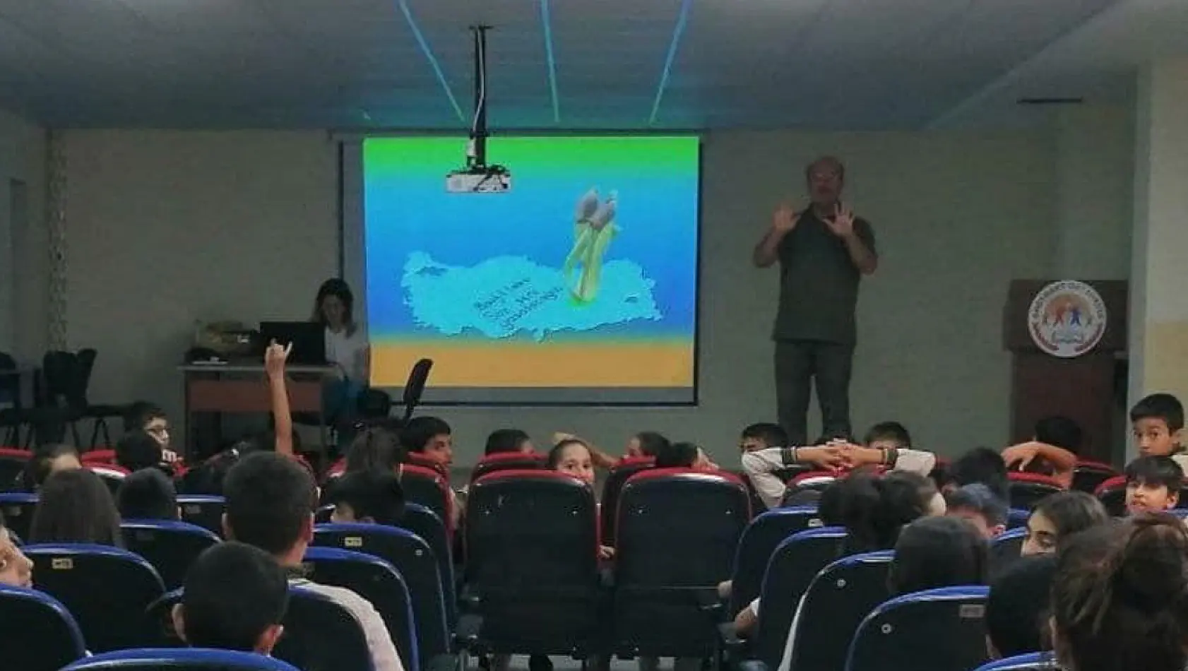 Elazığ'da Öğrencilere Tabiat Eğitimi Verildi