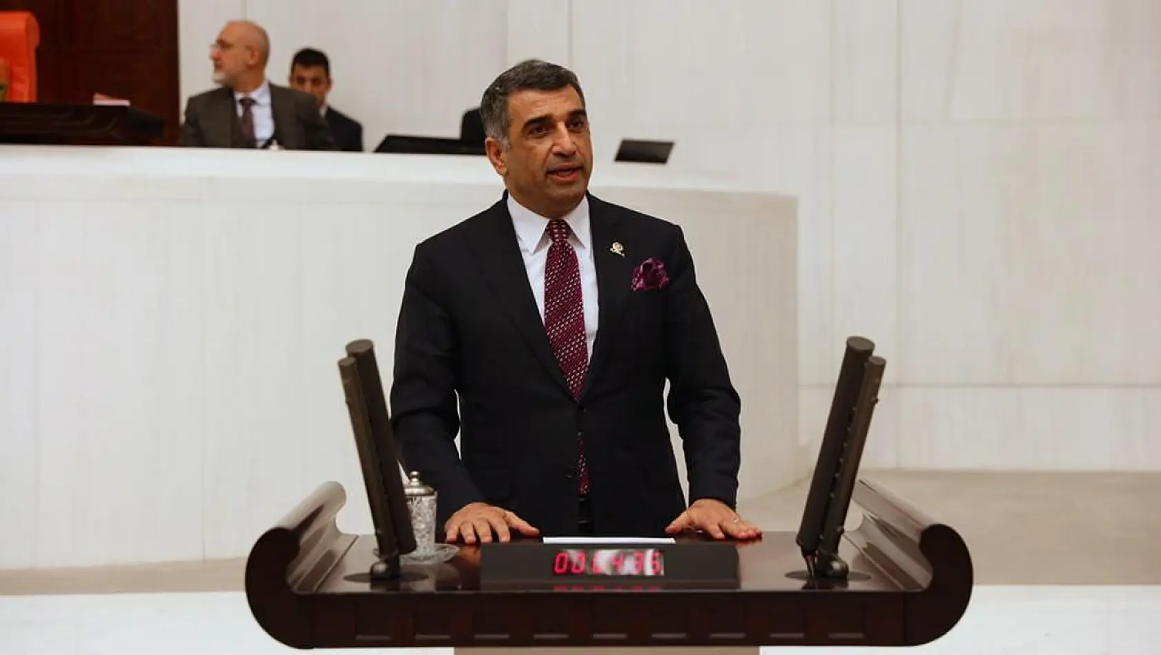 Milletvekili Erol Elazığ Belediyesi'nin Borcunu ve Villakent Projesini İlgili Bakanlara Sordu