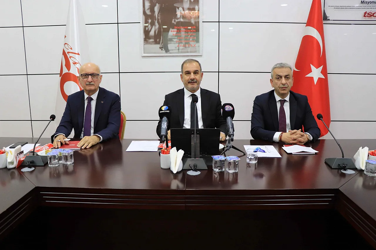 Başkan Alan: 'Partilere Eşit Mesafedeyiz'