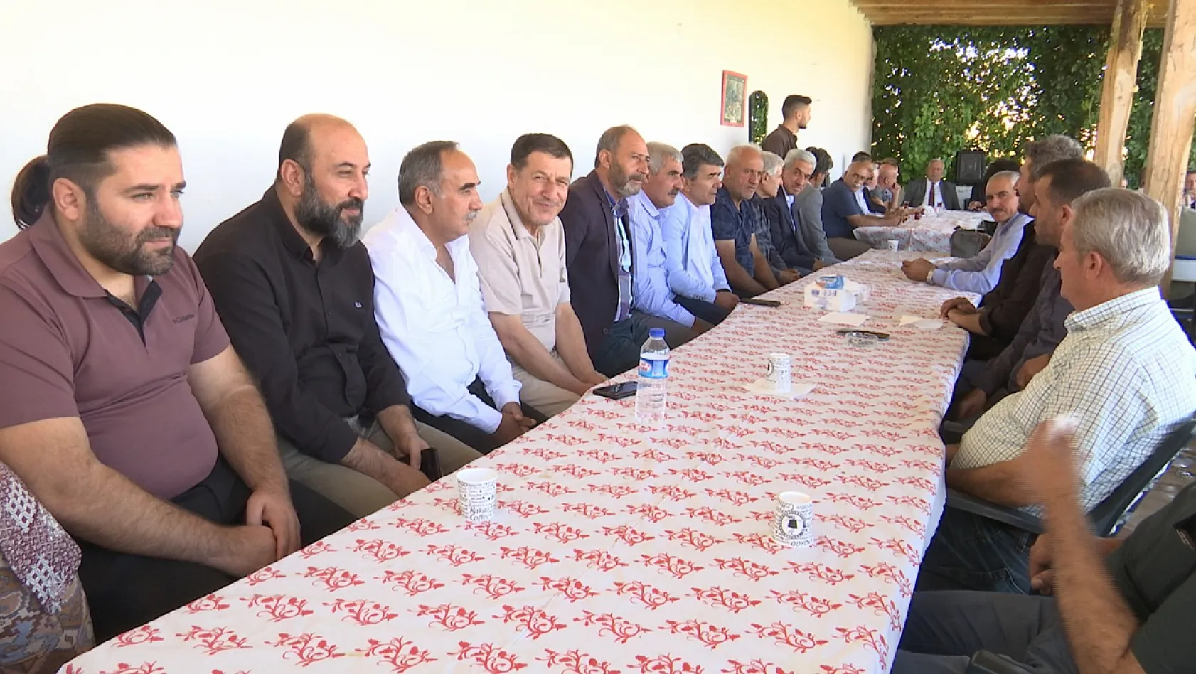 AK Parti Merkez İlçe Teşkilatı Muhtar Toplantıları Devam Ediyor