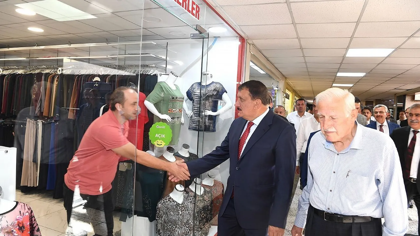 Başkan Gürkan, Kapalı Çarşı esnafıyla buluştu