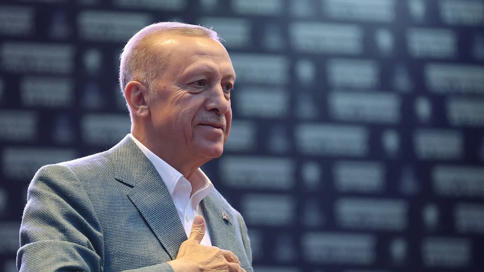 Cumhurbaşkanı Erdoğan, En Düşük Memur Maaşı İçin Rakam Verdi
