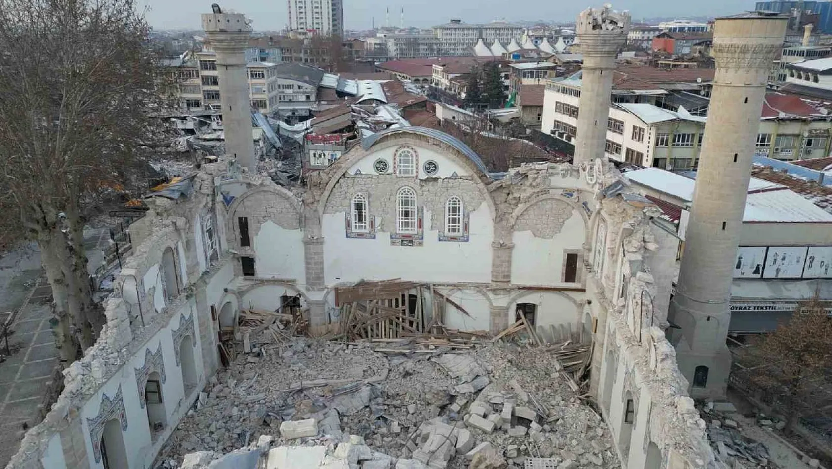 Depremin vurduğu Malatya'daki yıkım havadan görüntülendi