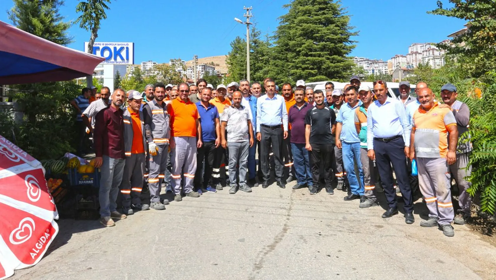 Elazığ Belediyesi, Abdullahpaşa Mahallesi'nde Kapsamlı Temizlik Çalışması Yaptı