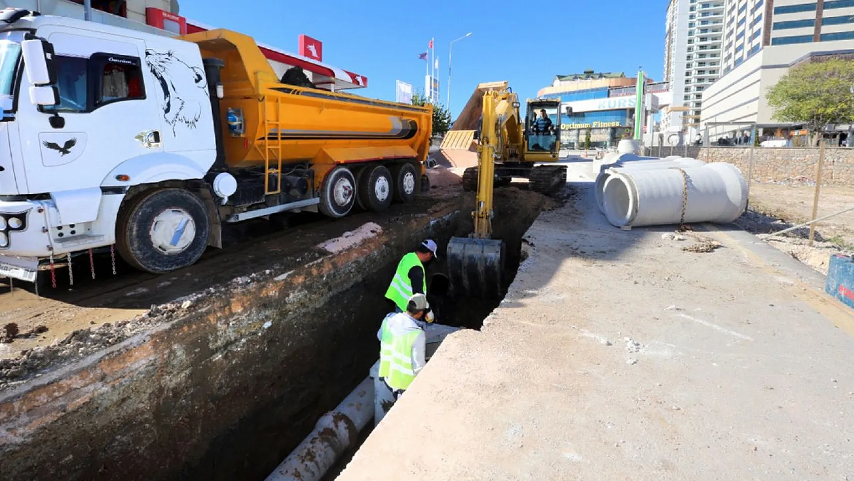 Elazığ Belediyesi Altyapı Çalışmalarını Sürdürüyor